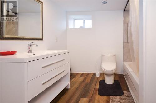 1699 Gemmell Street, Sudbury, ON - Indoor Photo Showing Bathroom