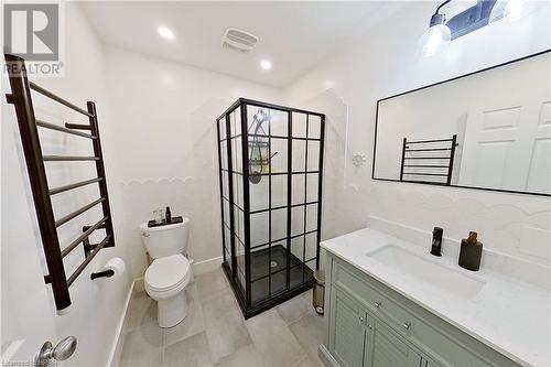 31 Glass Street, Bayfield, ON - Indoor Photo Showing Bathroom