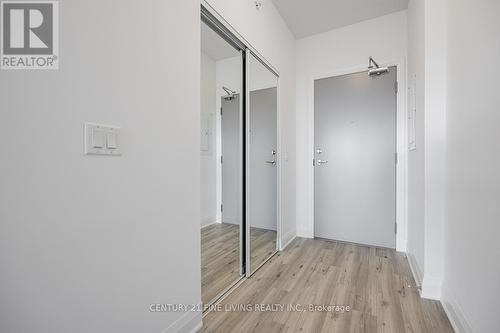 318 - 3220 Sheppard Avenue E, Toronto, ON - Indoor Photo Showing Other Room