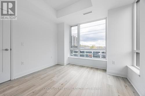 318 - 3220 Sheppard Avenue E, Toronto, ON - Indoor Photo Showing Other Room