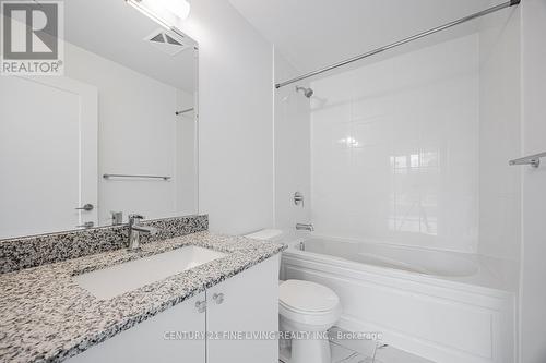 318 - 3220 Sheppard Avenue E, Toronto, ON - Indoor Photo Showing Bathroom