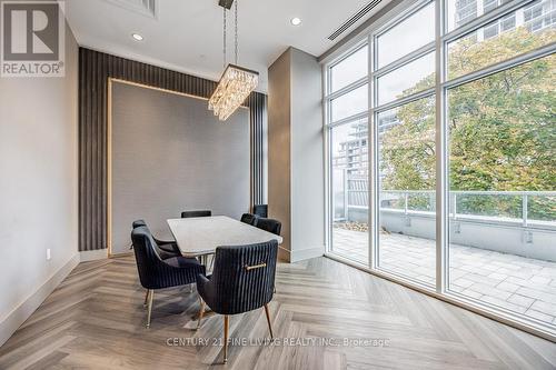 318 - 3220 Sheppard Avenue E, Toronto, ON - Indoor Photo Showing Dining Room