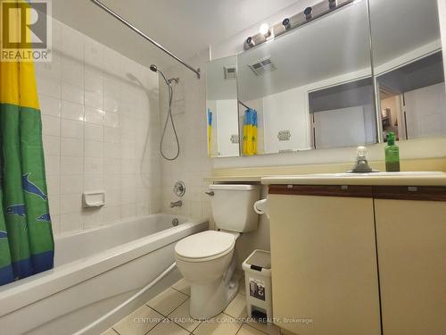 204 - 480 Mclevin Avenue, Toronto, ON - Indoor Photo Showing Bathroom