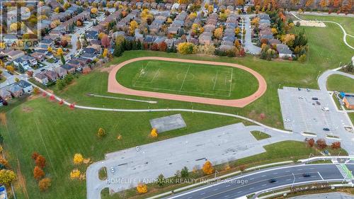 311 - 8 Beverley Glen Boulevard N, Vaughan, ON - Outdoor With View