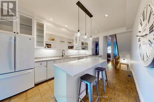 391 Wellesley Street E, Toronto, ON - Indoor Photo Showing Kitchen With Upgraded Kitchen