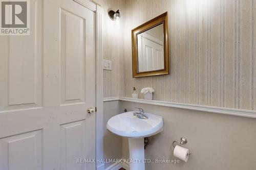 391 Wellesley Street E, Toronto, ON - Indoor Photo Showing Bathroom