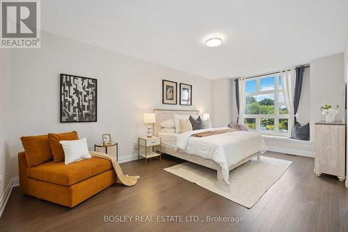 12 Causland Lane, Richmond Hill, ON - Indoor Photo Showing Bedroom