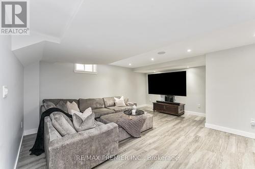 175 Trudeau Drive, Vaughan, ON - Indoor