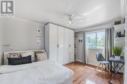 2399 Frayne Court, Mississauga, ON - Indoor Photo Showing Bedroom