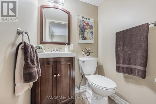 2399 Frayne Court, Mississauga, ON - Indoor Photo Showing Bathroom