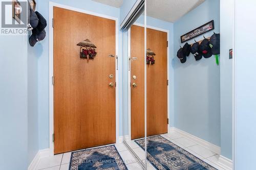 614 - 41 Markbrook Lane, Toronto, ON - Indoor Photo Showing Other Room