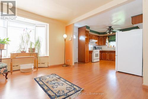 1652 Jane Street, Toronto, ON - Indoor