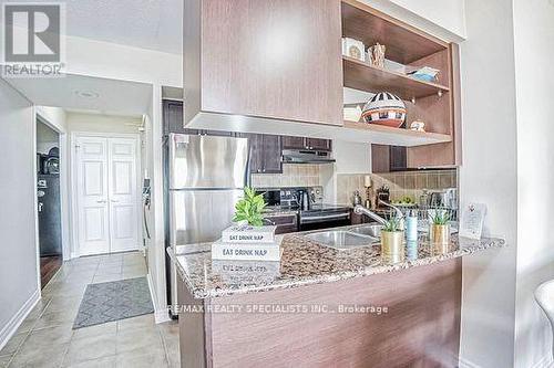 412 - 2365 Central Park Drive, Oakville, ON - Indoor Photo Showing Kitchen With Double Sink