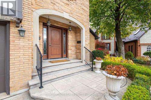 4027 Lookout Court, Mississauga, ON - Outdoor