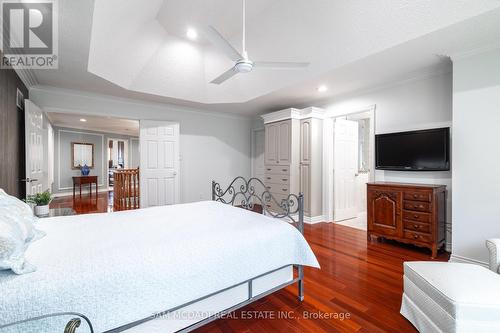 4027 Lookout Court, Mississauga, ON - Indoor Photo Showing Bedroom