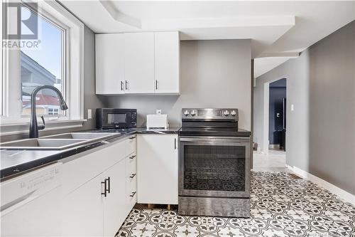 86 Main, Rexton, NB - Indoor Photo Showing Kitchen With Double Sink