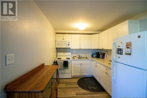 566 Route 111, Willow Grove, NB - Indoor Photo Showing Kitchen