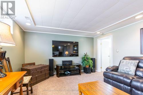 20 Little Road, Quinte West, ON - Indoor Photo Showing Living Room