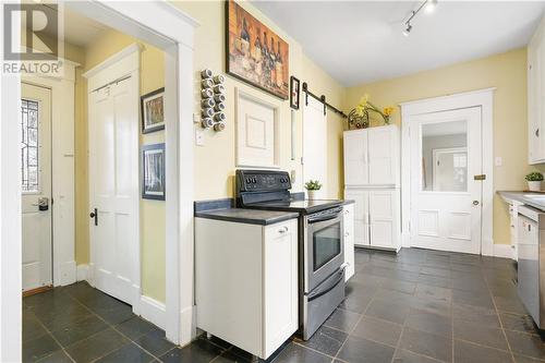 120 Welland Street, Pembroke, ON - Indoor Photo Showing Kitchen