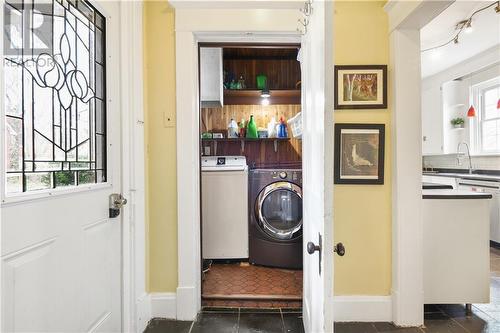 120 Welland Street, Pembroke, ON - Indoor Photo Showing Laundry Room