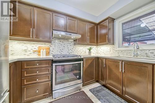 11 Gillett Drive, Ajax, ON - Indoor Photo Showing Kitchen