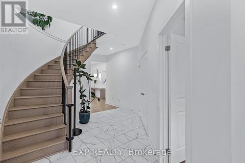 34 Concert Hill Way, East Gwillimbury, ON - Indoor Photo Showing Other Room