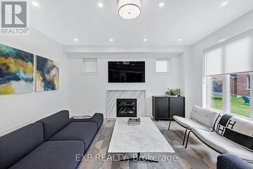 34 Concert Hill Way, East Gwillimbury, ON - Indoor Photo Showing Living Room With Fireplace