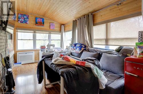 146 Graham Street, Woodstock, ON - Indoor Photo Showing Living Room With Fireplace