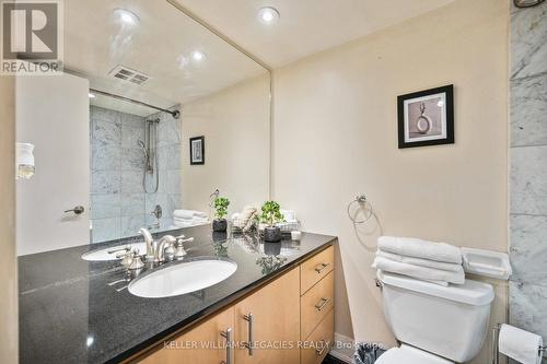 821 - 2737 Keele Street, Toronto, ON - Indoor Photo Showing Bathroom