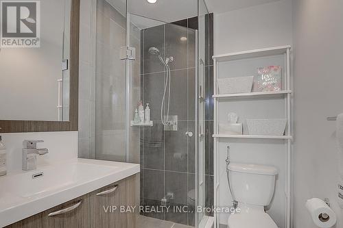 2003 - 120 Harrison Garden Boulevard, Toronto, ON - Indoor Photo Showing Bathroom