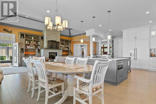 326 Spithead Road W, Frontenac Islands (The Islands), ON - Indoor Photo Showing Dining Room