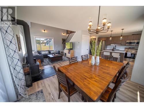 6324 Laurier Avenue Unit# 18, Wardner, BC - Indoor Photo Showing Dining Room