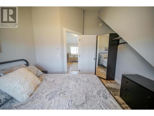 6324 Laurier Avenue Unit# 18, Wardner, BC - Indoor Photo Showing Bedroom