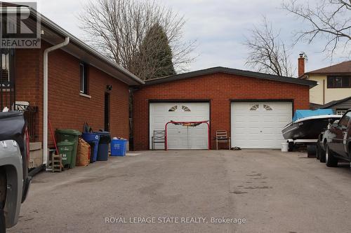 701 Limeridge Road E, Hamilton, ON - Outdoor With Exterior