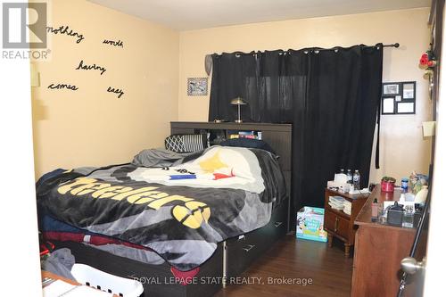 701 Limeridge Road E, Hamilton, ON - Indoor Photo Showing Bedroom