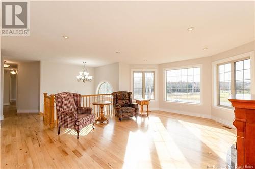 160 Daniel Drive, Irishtown, NB - Indoor Photo Showing Living Room