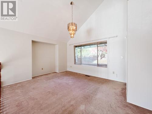 2492 Bendale Road, North Vancouver, BC - Indoor Photo Showing Other Room