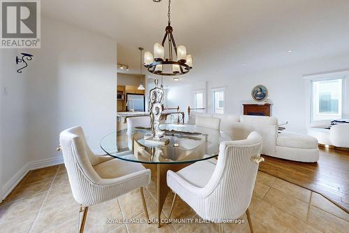 28 Benjamin Crescent, Orangeville, ON - Indoor Photo Showing Dining Room