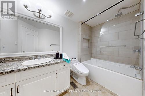 28 Benjamin Crescent, Orangeville, ON - Indoor Photo Showing Bathroom