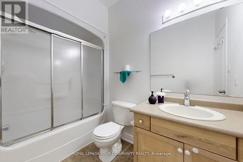 28 Benjamin Crescent, Orangeville, ON - Indoor Photo Showing Bathroom