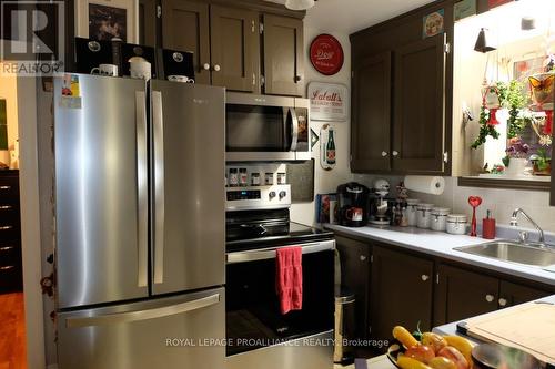 527 Front Street, Quinte West, ON - Indoor Photo Showing Kitchen