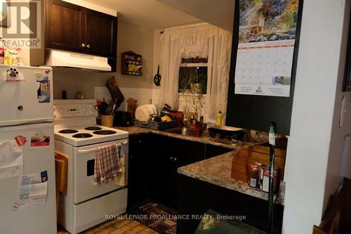 527 Front Street, Quinte West, ON - Indoor Photo Showing Kitchen