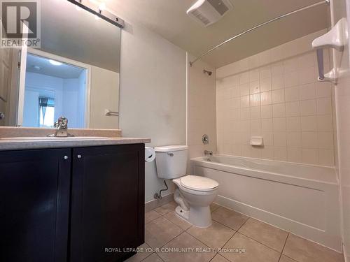 901 - 88 Grangeway Avenue, Toronto, ON - Indoor Photo Showing Bathroom