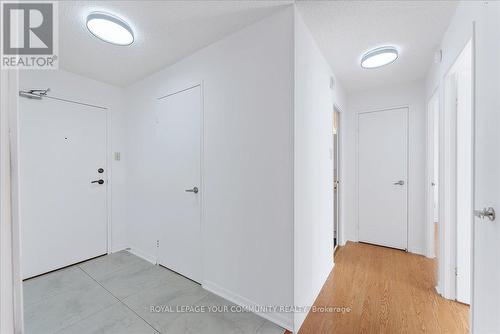 408 - 60 Inverlochy Boulevard, Markham, ON - Indoor Photo Showing Other Room