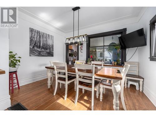 253 Royal Avenue, Kamloops, BC - Indoor Photo Showing Dining Room