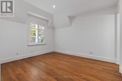 5 Pembury Avenue, Toronto, ON - Indoor Photo Showing Other Room