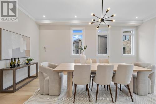 2 Bunn Court, Aurora, ON - Indoor Photo Showing Dining Room