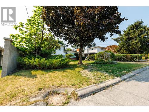 1405 Alder Street, Creston, BC - Outdoor