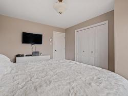 Master bedroom - 