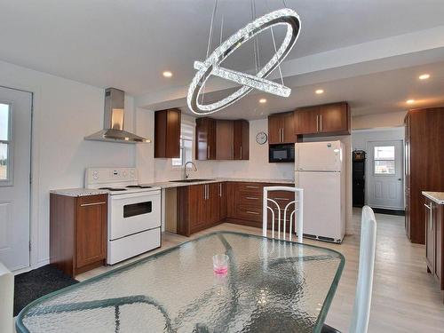 Kitchen - 961 1Er-Et-10E Rang, Sainte-Germaine-Boulé, QC - Indoor Photo Showing Kitchen